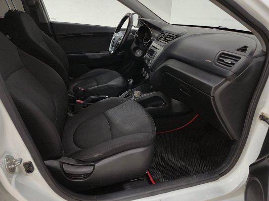 Kia Rio Prestige, 2016 года, пробег 277699 км
