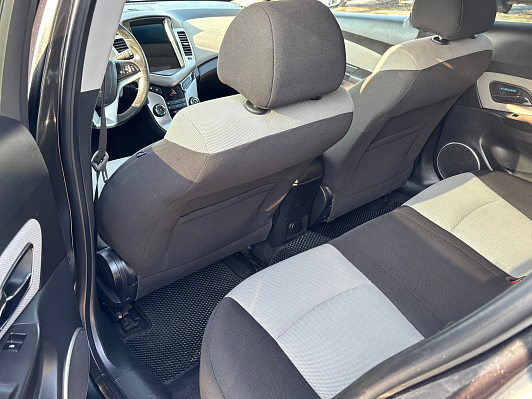 Chevrolet Cruze LT (10.2008  12.2012), 2012 года, пробег 219328 км
