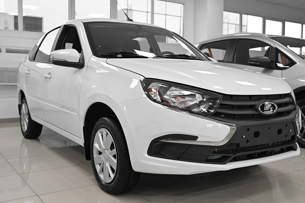Lada (ВАЗ) Granta #CLUB'23, белый