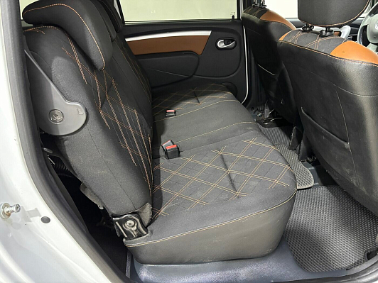 Lada (ВАЗ) Largus Luxe Glonass (7 мест) (2018-2019), 2018 года, пробег 187173 км