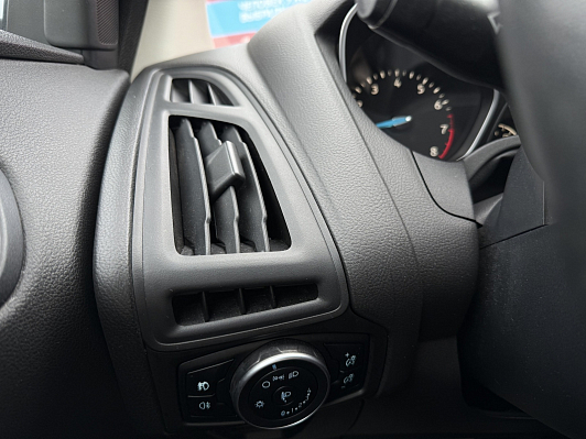 Ford Focus SYNC Edition, 2016 года, пробег 118000 км