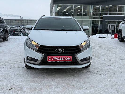 Lada (ВАЗ) Vesta Luxe Multimedia (2017-2019), 2019 года, пробег 92437 км