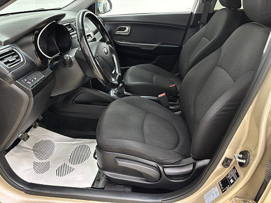 Kia Rio Comfort, 2015 года, пробег 76597 км