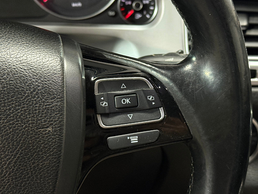 Volkswagen Touareg R-line, 2014 года, пробег 160000 км
