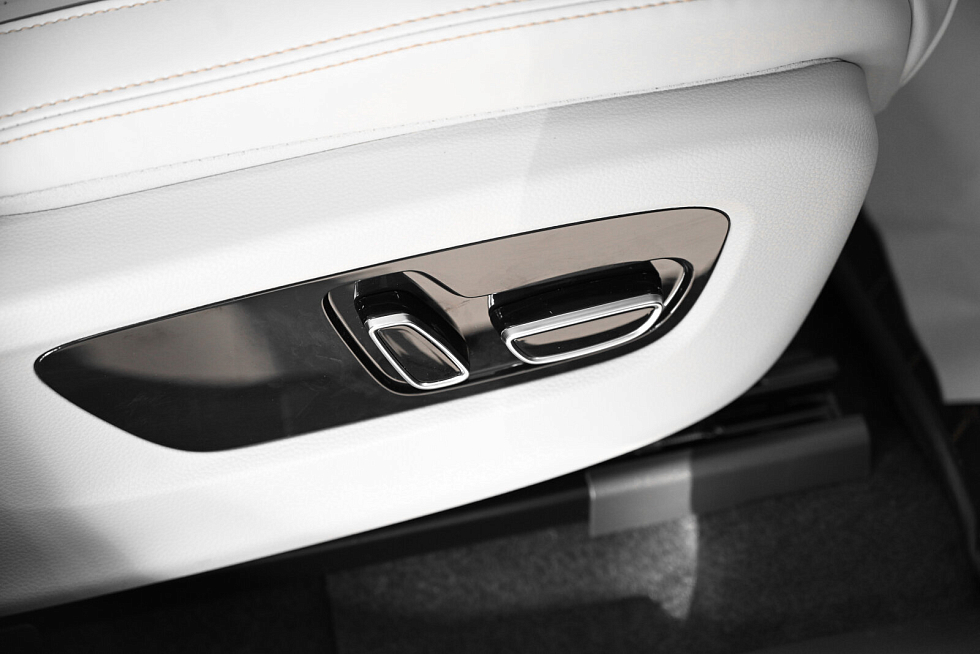 GAC GS8 GL (5 мест), черный