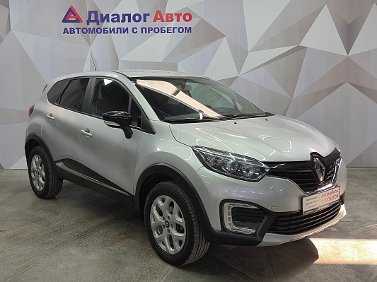 Renault Kaptur Drive, 2017 года, пробег 74741 км