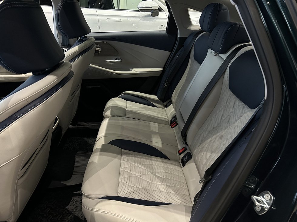 Chery Arrizo 8 Ultra, зеленый