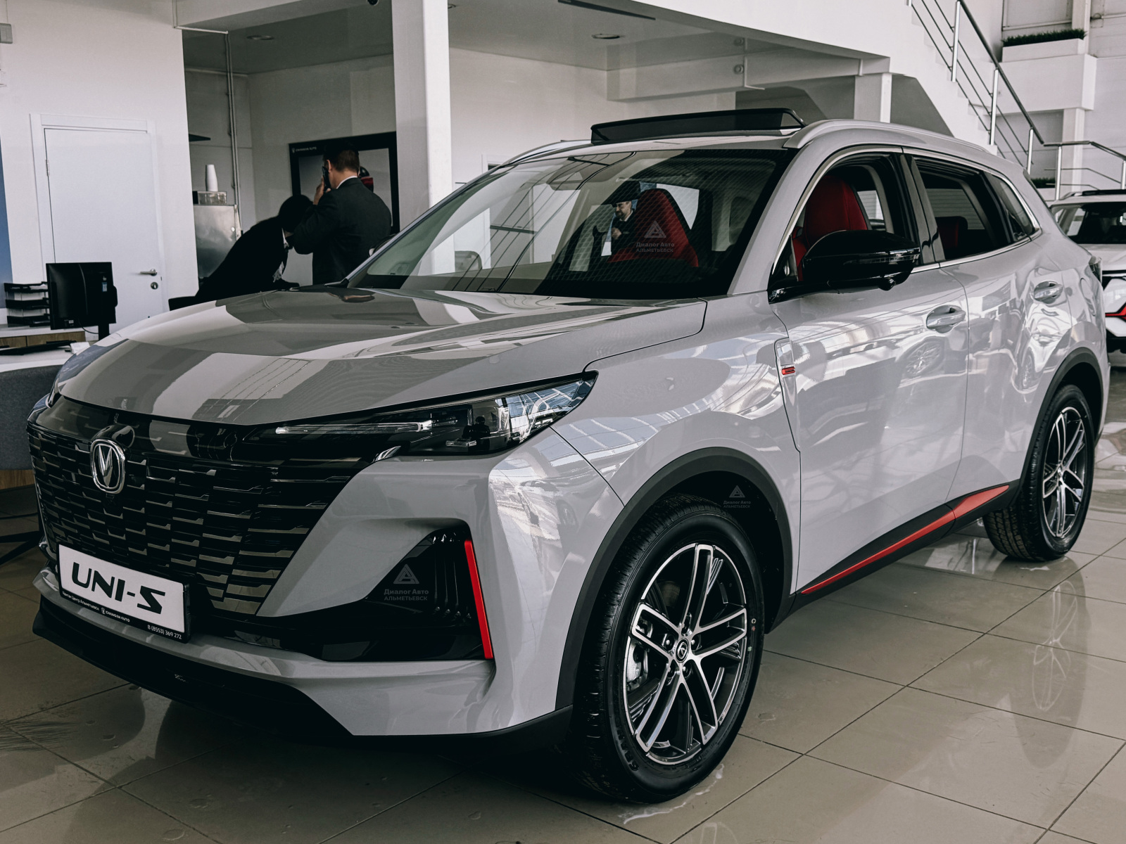 Changan UNI-S Техно, серый