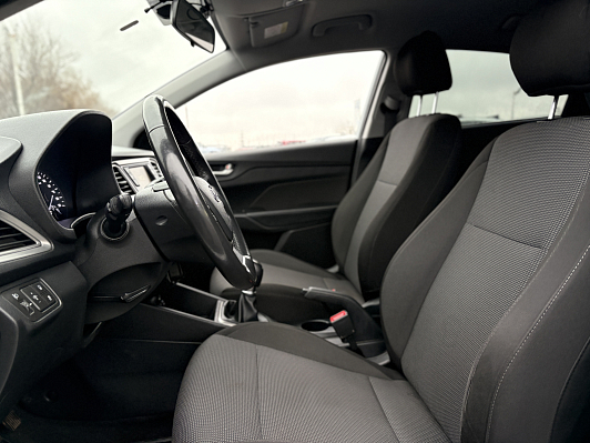 Hyundai Solaris Super Series + Winter, 2019 года, пробег 48200 км