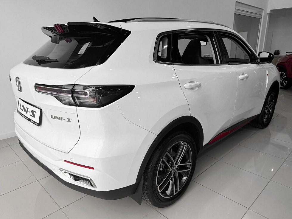 Changan UNI-S (CS55 Plus) Техно, белый