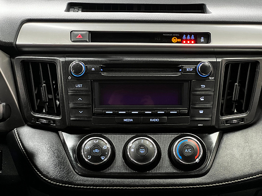 Toyota RAV4, 2017 года, пробег 165000 км