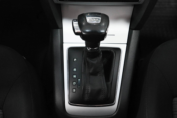 Skoda Octavia Ambition, 2010 года, пробег 149000 км