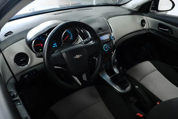 Chevrolet Cruze LT, 2013 года, пробег 150000 км