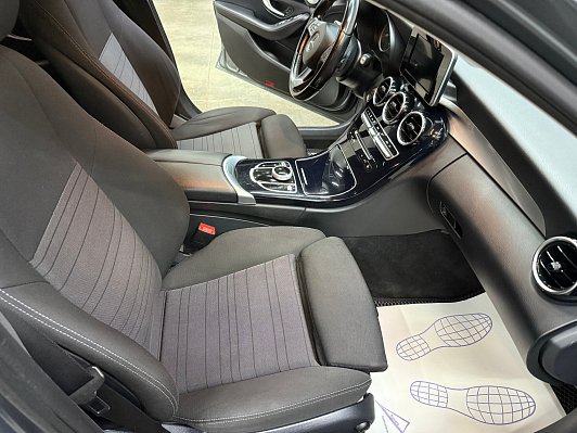 Mercedes-Benz C-Класс, 2018 года, пробег 181869 км