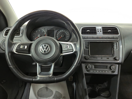 Volkswagen Polo Drive, 2018 года, пробег 119500 км