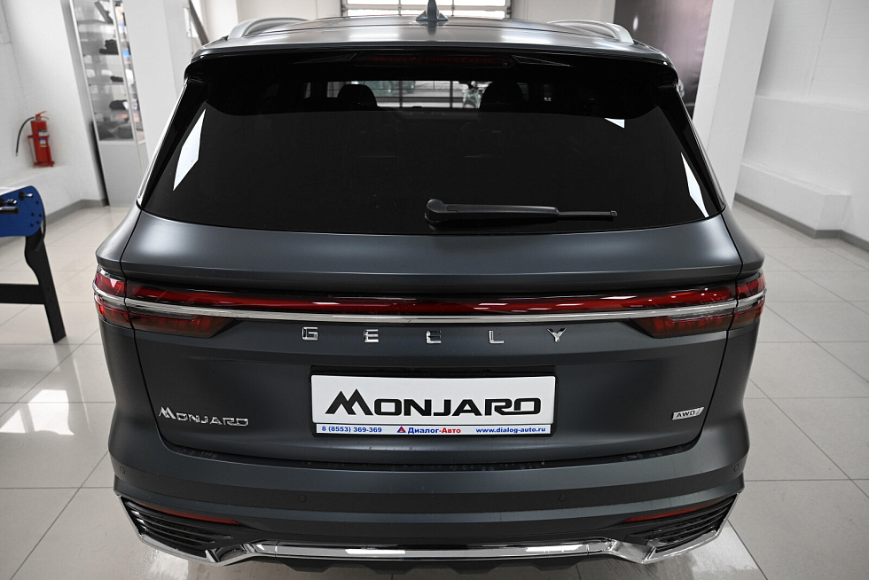 Geely Monjaro Флагман, серый