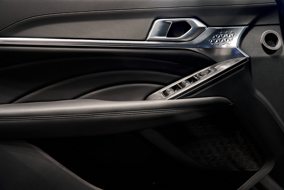 Haval F7x Premium, черный