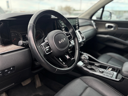 Kia Sorento Luxe, 2022 года, пробег 84230 км