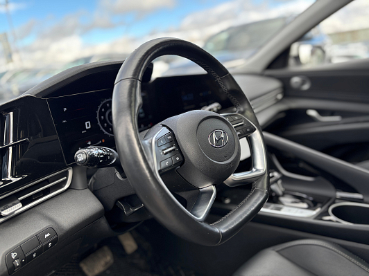 Hyundai Elantra Premium Edition, 2021 года, пробег 18993 км