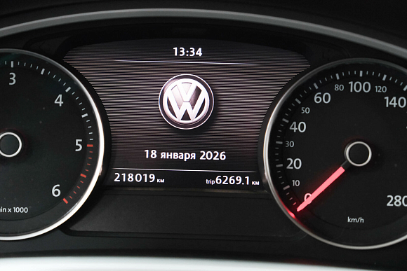 Volkswagen Touareg, 2014 года, пробег 218000 км