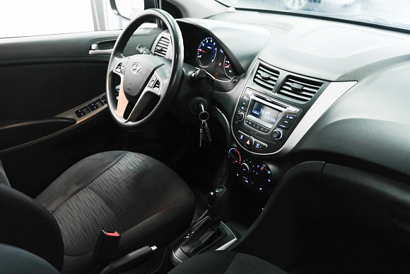 Hyundai Solaris Comfort, 2015 года, пробег 177000 км