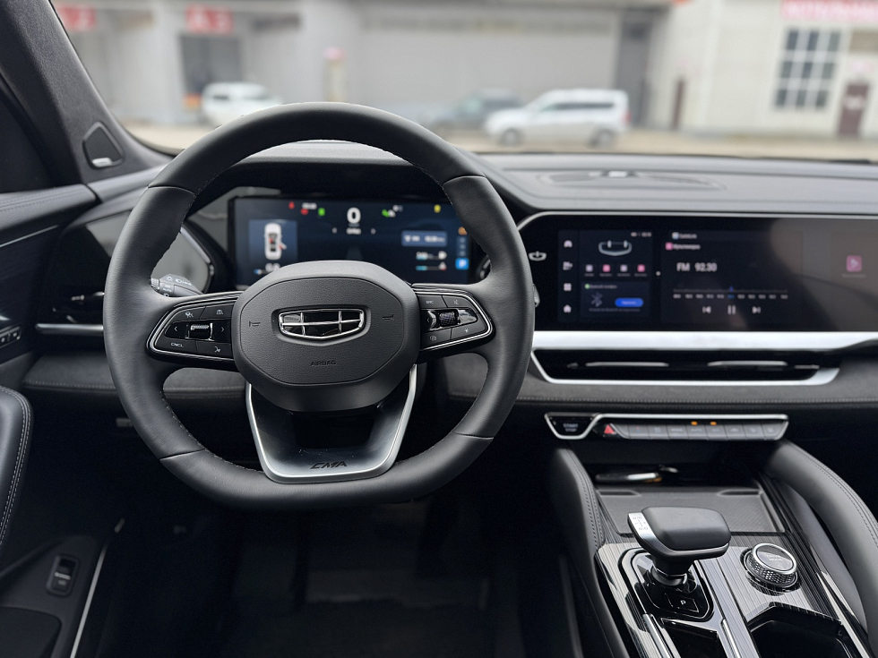 Geely Monjaro Flagship, белый