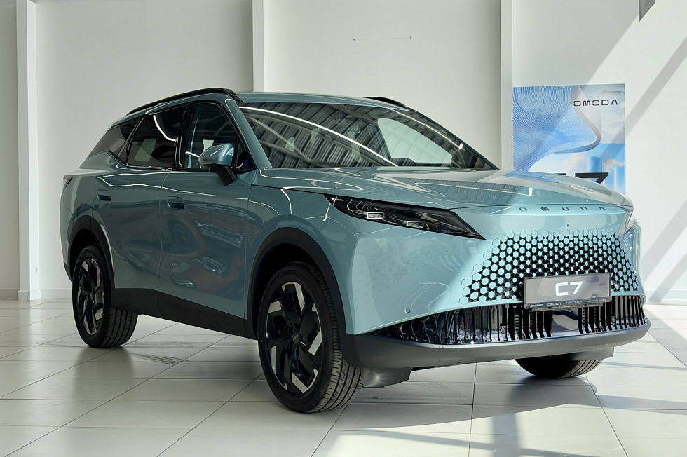 Omoda C7 Active, зеленый