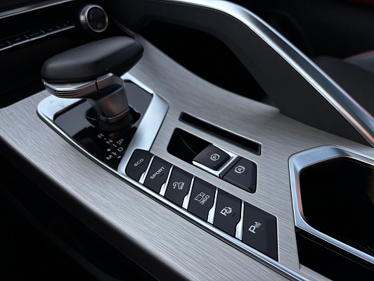 Geely Coolray Flagship, 2023 года, пробег 32200 км