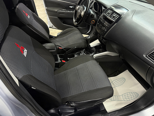 Mitsubishi ASX Invite, 2012 года, пробег 257797 км