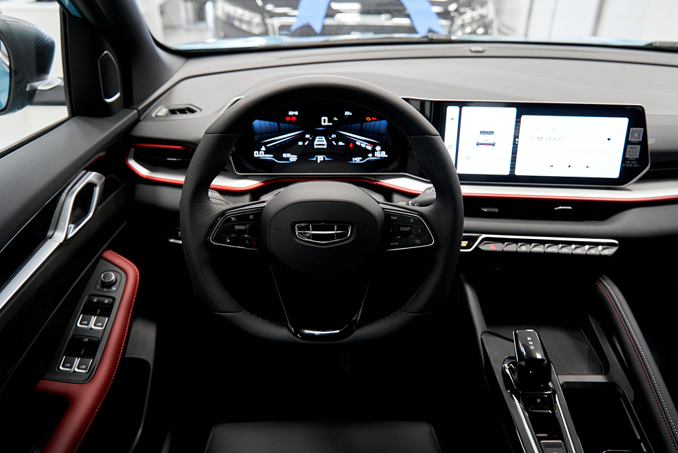 Geely Coolray Flagship, голубой