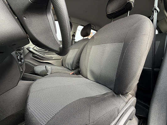 Lada (ВАЗ) XRAY Comfort, 2018 года, пробег 105283 км