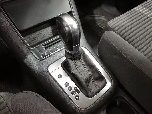 Volkswagen Tiguan Track&Field, 2011 года, пробег 190062 км