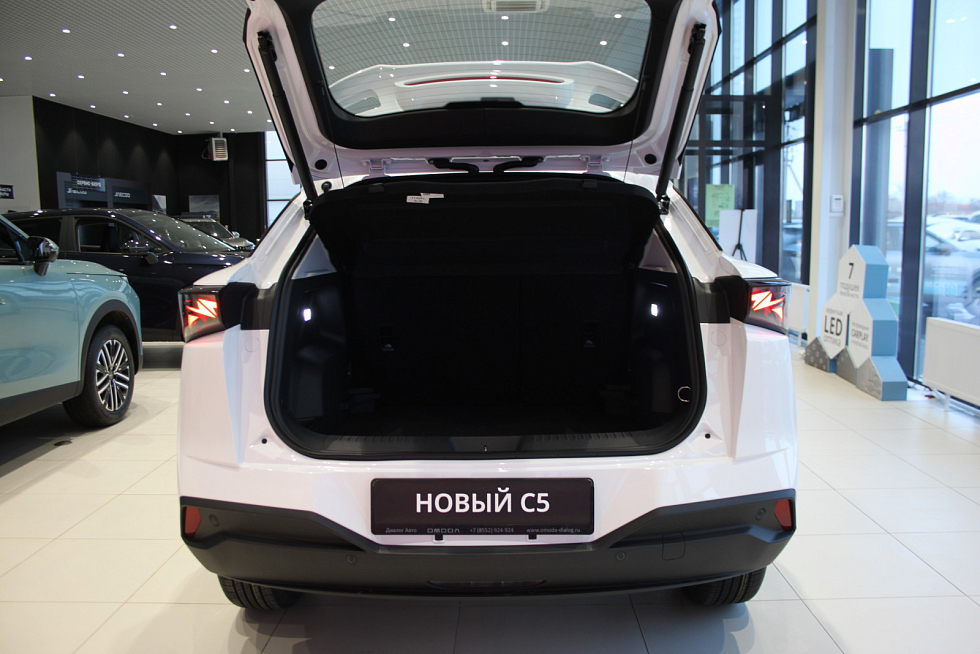 Omoda C5 Актив, белый