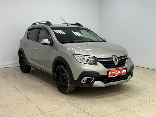 Renault Sandero Stepway Drive, 2019 года, пробег 126759 км