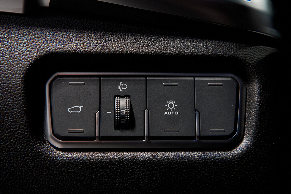 Haval F7 Премиум, черный