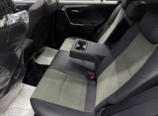 Toyota RAV4 Adventure Ultimate, 2025 года, пробег 40 км