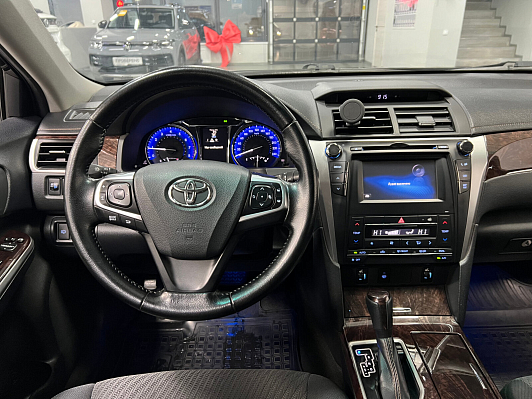 Toyota Camry Комфорт, 2017 года, пробег 145600 км