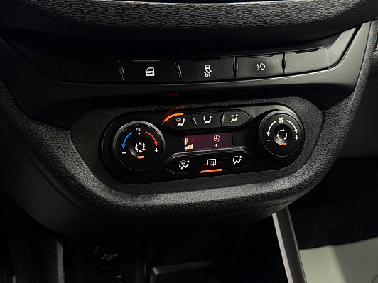 Lada (ВАЗ) Vesta Comfort Winter, 2018 года, пробег 101760 км