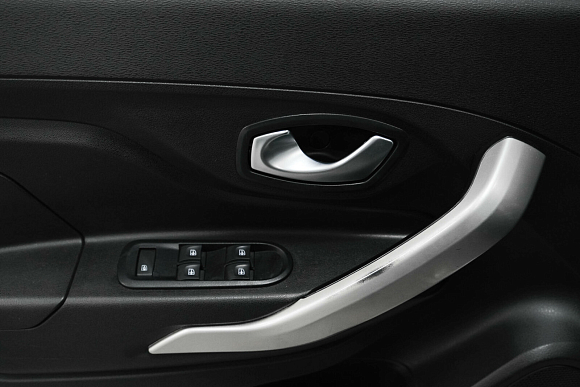 Lada (ВАЗ) XRAY Comfort, 2017 года, пробег 105000 км