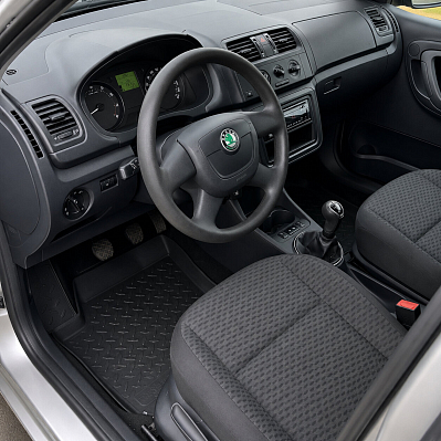 Skoda Fabia Ambition, 2012 года, пробег 176766 км
