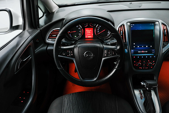 Opel Astra Cosmo, 2012 года, пробег 169849 км