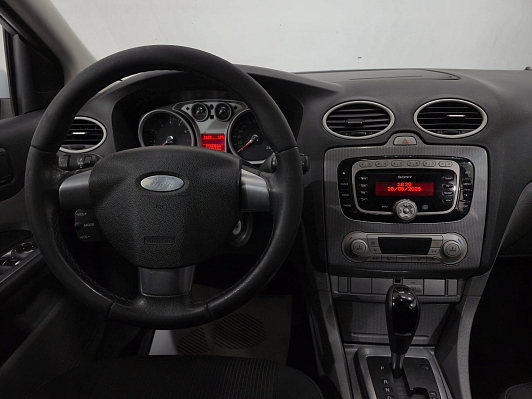 Ford Focus Ghia, 2011 года, пробег 215435 км
