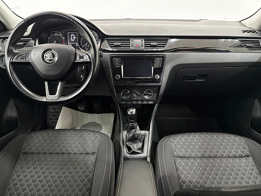 Skoda Rapid Hockey Edition Ambition, 2017 года, пробег 113017 км