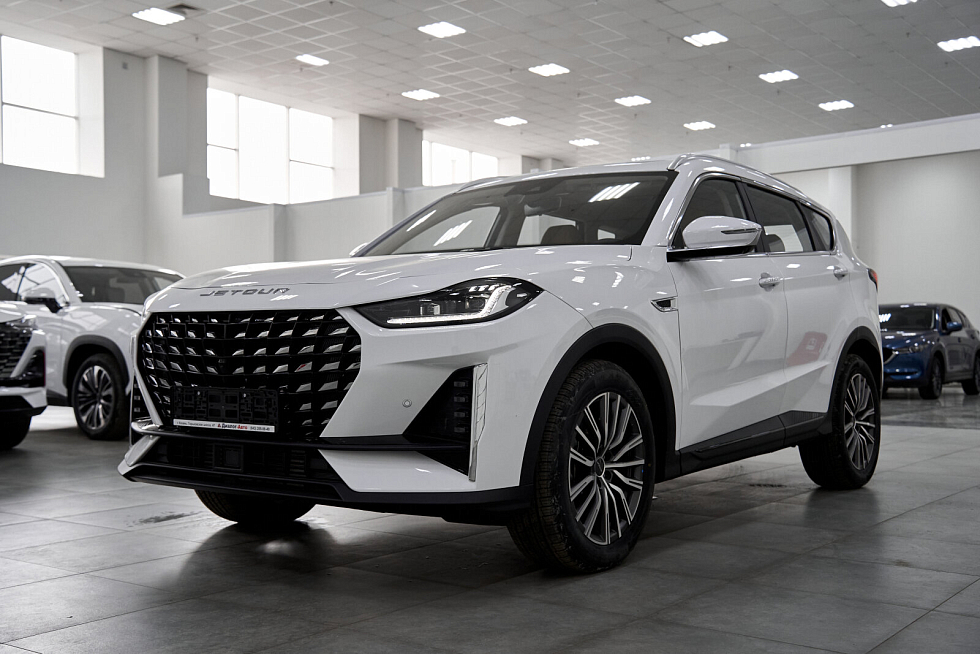 JETOUR X70 PLUS Luxury, белый