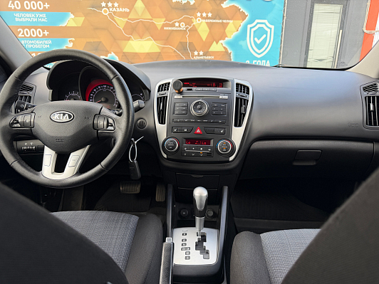 Kia Ceed, 2011 года, пробег 182932 км