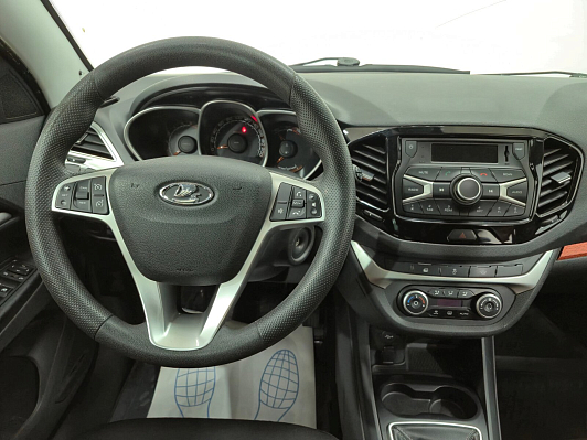 Lada (ВАЗ) Vesta Comfort, 2018 года, пробег 95857 км