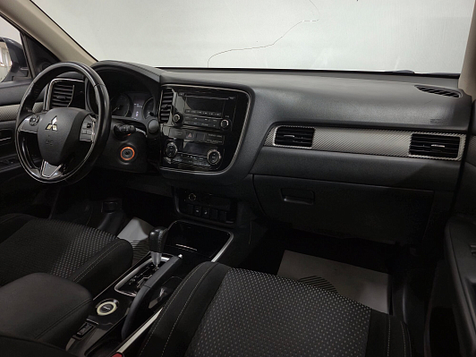 Mitsubishi Outlander Instyle, 2017 года, пробег 155464 км