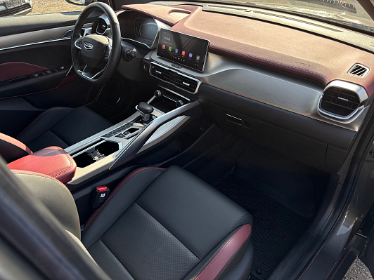 Geely Coolray Flagship, 2023 года, пробег 32200 км