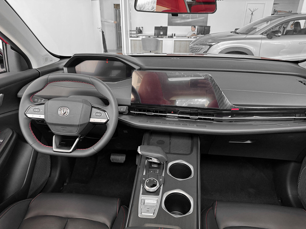Changan UNI-S (CS55 Plus) Tech, красный