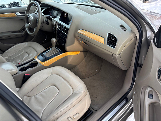 Audi A4, 2010 года, пробег 219615 км